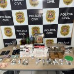 Polícia Civil prende homem por tráfico e interdita bar no centro de Piraju